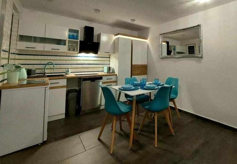 Pensjonat Blue Apartment Mielno  Ngoại thất bức ảnh